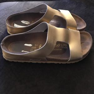 Gold Papillo (by Birkenstock)